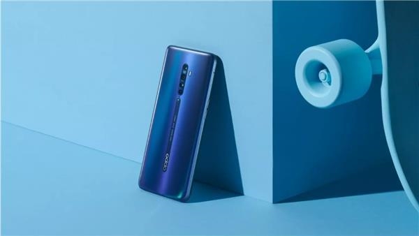 OPPO Reno2官宣新特性：变焦四摄 远近都清晰